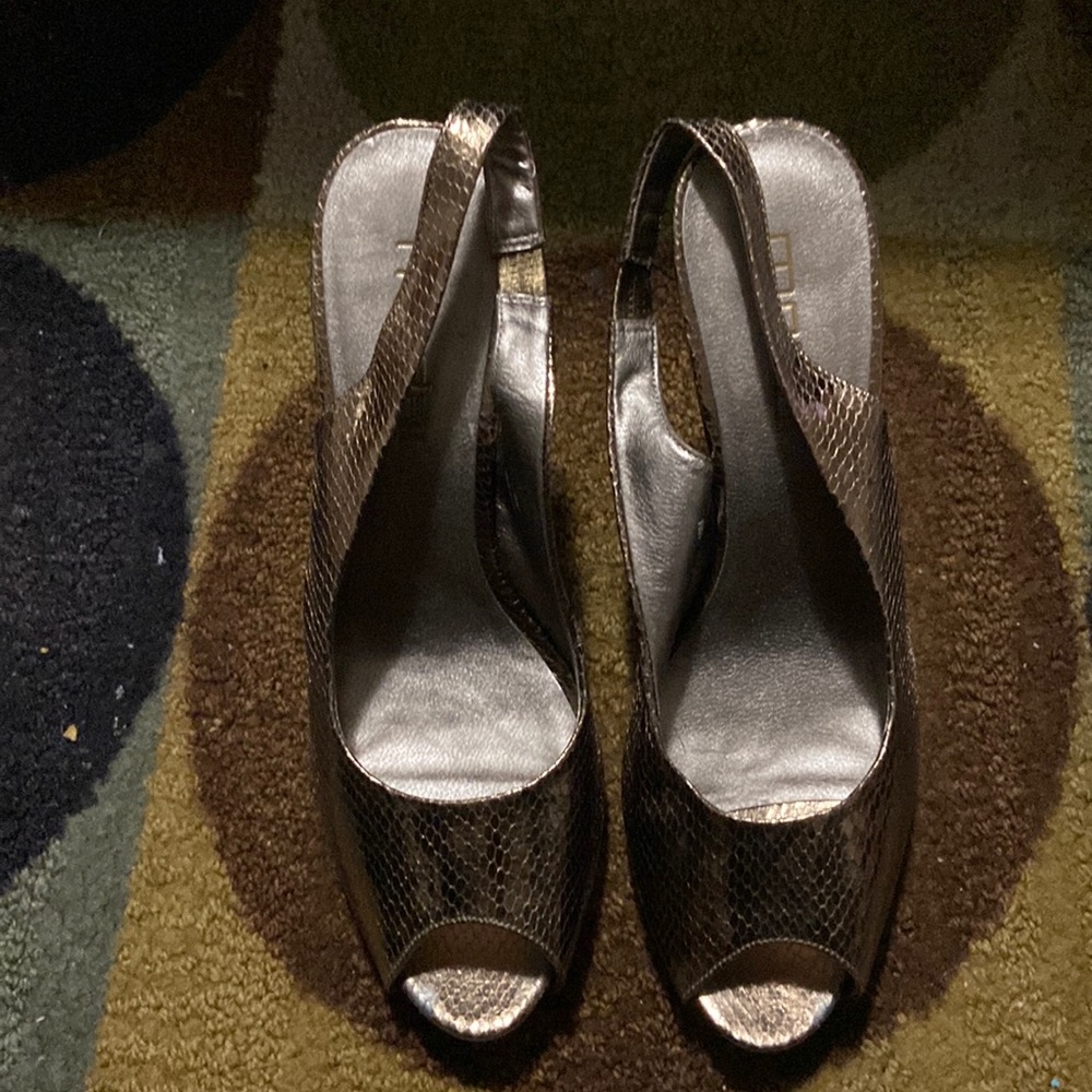 Nice shoe in mint condition